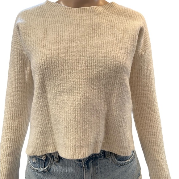 Super cute Wilfred cropped wool sweater - Picture 3 of 9